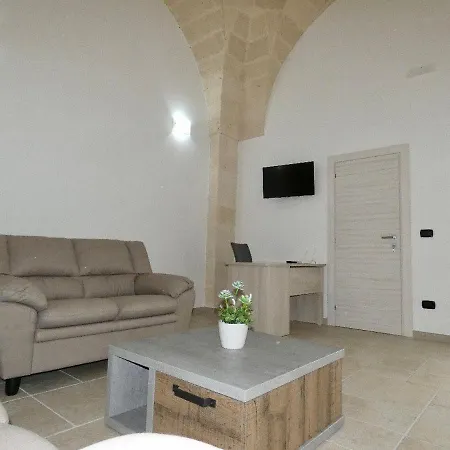 לינה וארוחת בוקר La Piazzetta Fragagnano